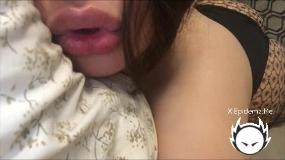 Whisperingv - Erotic Asmr Multiple Orgasms By Humping Bed! Super Horny Teen (2020/PornhubPremium.com/HD)