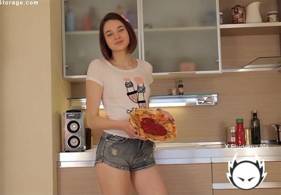 Slava - Cooking With Love (2020/TeenPornStorage.com/FullHD)