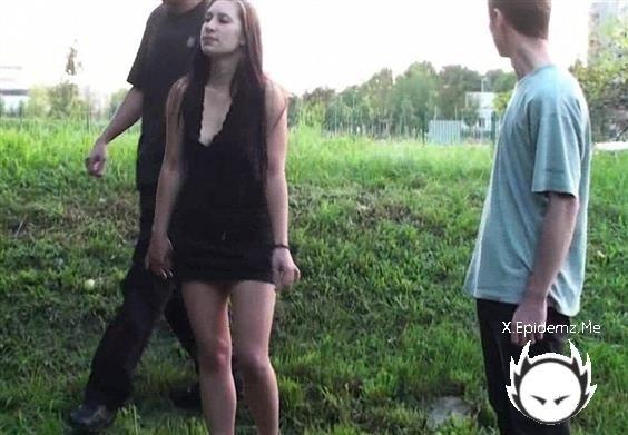 Amateurs - Over The Hill (2020/PublicBanging.com/FullHD)