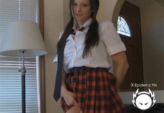 Amateurs - Schoolgirl Teaser (2020/MandyFlores.com/SD)