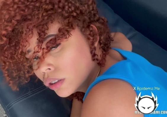 Ximena Fucking - My Friends Hot Latin Girlfriend (2022/MyLifeInMiami.com/4K)