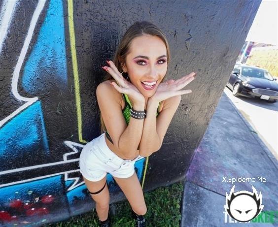Mackenzie Mace - Hanging Out With Mackenzie (2022/POVLife.com/TeamSkeet.com/SD)