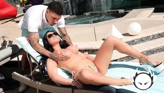 Jennifer White - Big Titty Milfs (2022/DevilsFilm.com/SD)