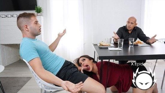 Nina Dolci - Confidence Self-Esteem And Boobies (2022/FamilyStrokes.com/SD)