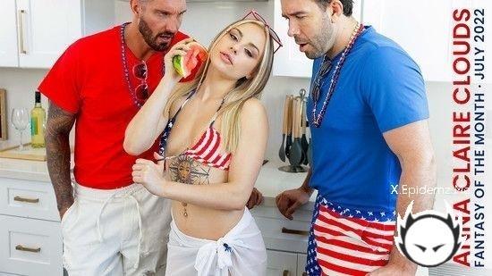 Anna Claire Clouds - July 2022 Fantasy Of The Month (2022/NubileFilms.com/SD)