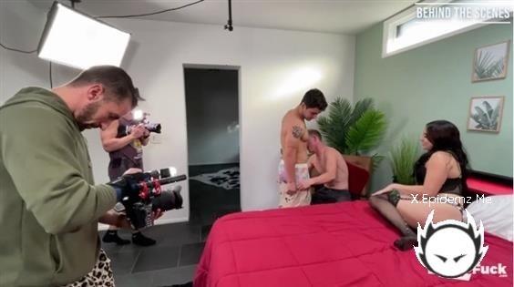 Caleb Mills, Liam Quinn, Luna Lopez - Bts (2022/BiGuysFuck.com/SD)