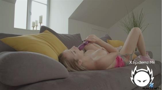 Alexia Fox - Pretty In Pink (2022/Nubiles.com/SD)