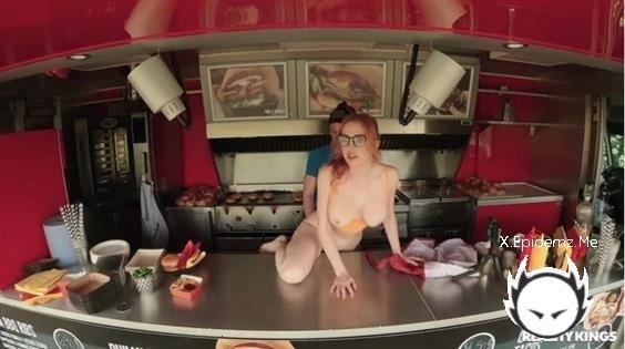 Scarlett Jones - Fuck Truck (2022/RKPrime.com/SD)