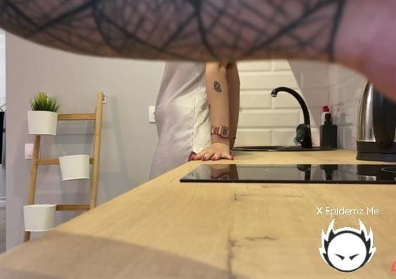 Igor, Lera Invited - To Tea (2022/Lustery.com/FullHD)