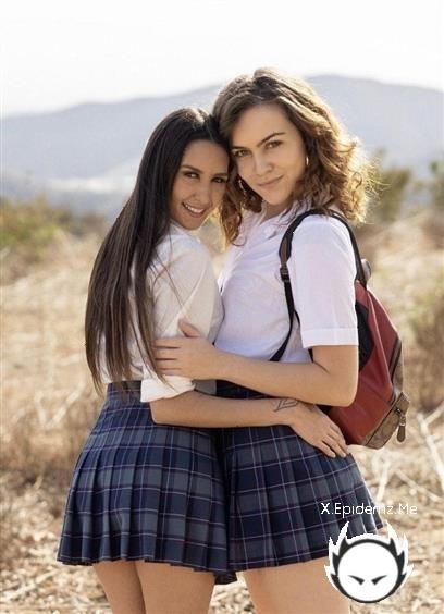 Freya Parker, Natalia Nix - Lesbian Sexuality (2022/LesbianSexuality.com/SD)