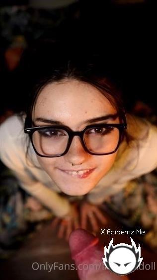 Lilmochidoll - Passionate Blowjob (2022/Onlyfans.com/SD)