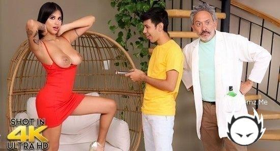 Yorgelis Carrillo - Rick And Marti (2022/SexMex.com/HD)