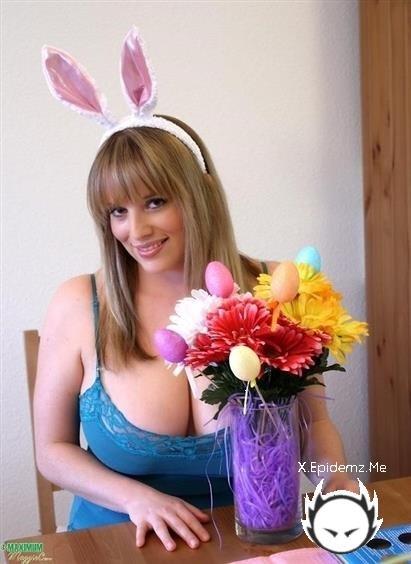 Maggie Green - Step Sister Sucks You Off (2022/Maggiegreenlive.com/HD)