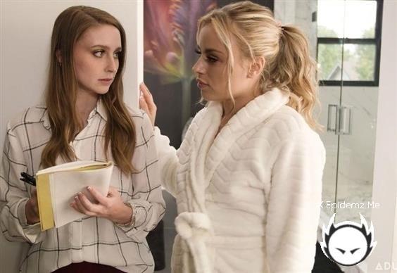 Laney Grey, Anna Claire Clouds - True Lesbian - How Do You Know? (2022/AdultTime.com/FullHD)