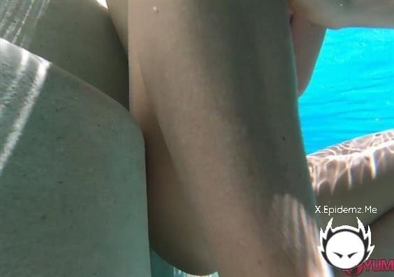 Diving For - Dildos 7 With Kyla Keys (2022/SofieMarieXXX.com/FullHD)