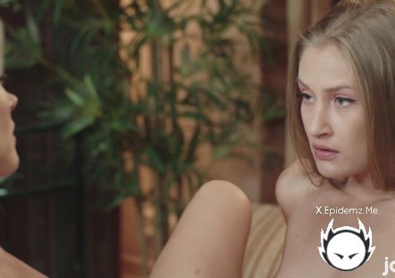 Tiffany Tatum, Zazie Skymm - Lick And Subscribe (2022/Joymii.com/FullHD)