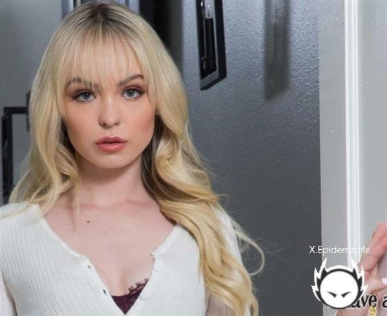 Lilly Bell - Lilly Bell Drains Her Future Boss Cock (2022/IHaveAWife.com/NaughtyAmerica.com/HD)