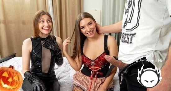 Elise Moon, Funky Town - Threesome (2022/ClubSweethearts.com/HD)