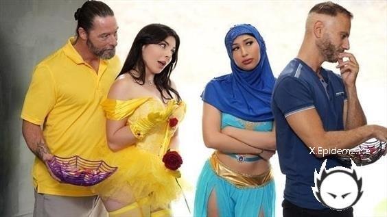 Keira Croft, Penelope Woods - This Is Halloween (2022/DaughterSwap.com/FullHD)