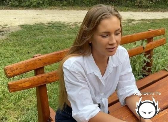 Amateurs - Public! Catching A Girl On The Park And Fucking Her Tigth Ass On The Car (2022/LegalPorno.com/AnalVids.com/HD)