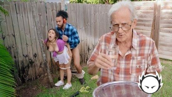 Violet Gems - Blowing Leaves Sucking Dick (2022/TeensLoveHugeCocks.com/HD)