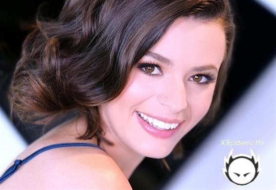 Dharma Jones - Amateur Allure Welcomes Dharma Jones, A Sexy Brunette That Loves To Please And Swallow Cum (2022/AmateurAllure.com/FullHD)