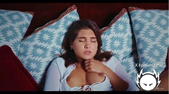 Ellie Luna - Escrito (2022/EternalDesire.com/SD)