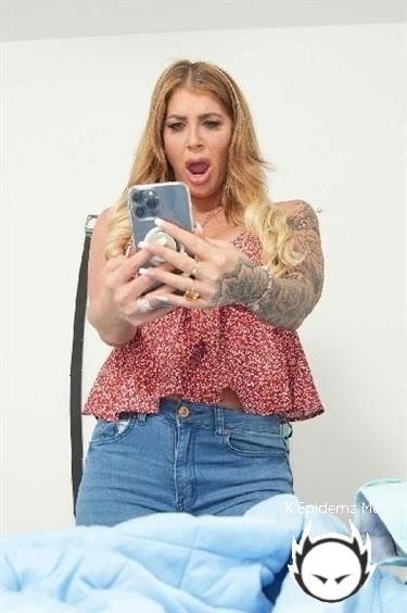 Lolly Dames  - Busty Milf Lolly Dames Loves To Get Naughty And Filthy Like Her Sons Friend (2022/MyFriendsHotMom.com/NaughtyAmerica.com/FullHD)