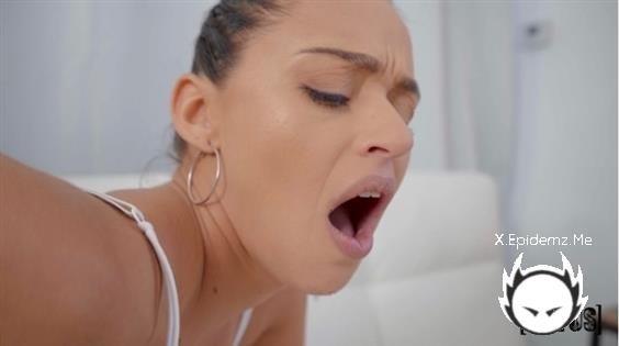 Armani Black - Milf Caught With Buttplug (2023/LetsTryAnal.com/SD)