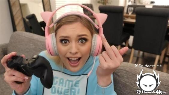 Amber Moore - Jizzed Gamer Girl (2023/Facials4K.com/FullHD)