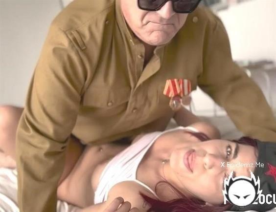 Rosie Cage - Polvo Comunista (2023/PutaLocura.com/HD)