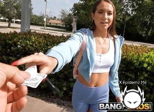 Violet Reign - Cute Girl Gets Fucked On The Bus (2023/BangBus.com/BangBros.com/SD)