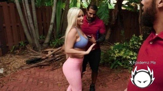 Tiffany Marston - Movin Milf (2023/MilfHunter.com/SD)