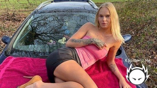 Ariela Donovan - Blonde Beauty (2023/Nubiles.com/SD)