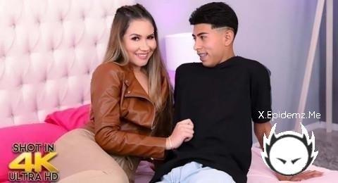 Esmeralda Duarte - Seducing Her Brother (2022/SexMex.com/SD)