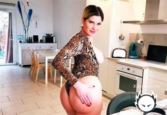 Rose Daniel - Rose Reveals Her Intimacy (2023/JacquieEtMichelTV.com/FullHD)