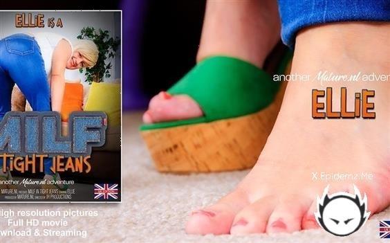 Ellie - British Milf Ellie Is Home Alone And Horny As Hell, So She Starts Playing With Her Shaved Pussy (2023/Mature.com/FullHD)