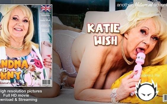 Katie Wish - Katie Wish Is A British Curvy Big Breasted Granny That Loves To Play With Her Shaved Pussy (2023/Mature.com/FullHD)