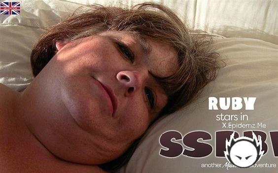 Ruby - Ssbbw Ruby Plays In Bed With Her Huge Saggy Tits And Fat Pussy! (2023/Mature.com/FullHD)