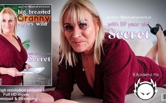 Secret - 59 Year Old British Gilf Secret Loves To Play With Her Shaved Pussy At Home On The Sofa (2024/Mature.com/FullHD)