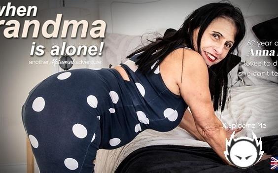 Anna Price - British Grandma Anna Price Masturbates When Shes Alone To Escape Her Decent Normal Life! (2024/Mature.com/FullHD)