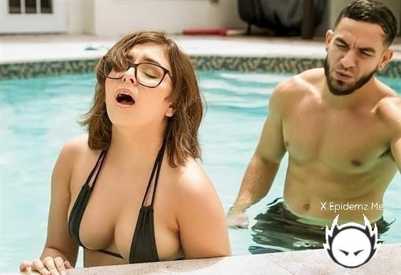 Leana Lovings - Leana Sees, Leana Fucks (2024/TeamSkeetXFilthyKings.com/TeamSkeet.com/SD)