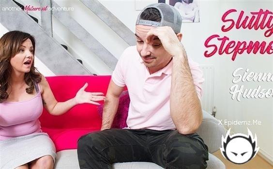 Ricky Stone - Slutty Stepmom Sienna Hudson Gets Banged By Her Stepson (2024/Mature.com/FullHD)