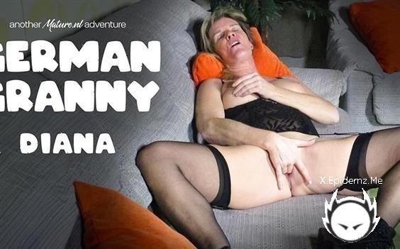 Diana V - Horny German Granny Diana Fingers Her Mature Pussy And Has An Orgasm (2024/Mature.com/FullHD)