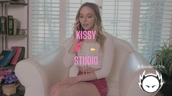 Lily Larimar - Nothing Couldnt Be Fixed By This! Bandw F (2024/ManyVids.com/KissyStudio.com/FullHD)