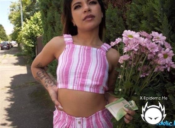 Michy Perez - Latina Fucked In The Garden (2024/PublicAgent.com/FakeHub.com/SD)