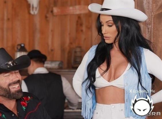 Jennifer White, Lolly Dames, Nia Bleu - Bar Brawl Sluts Suck Cowboy Dry (2024/BrazzersExxtra.com/Brazzers.com/SD)