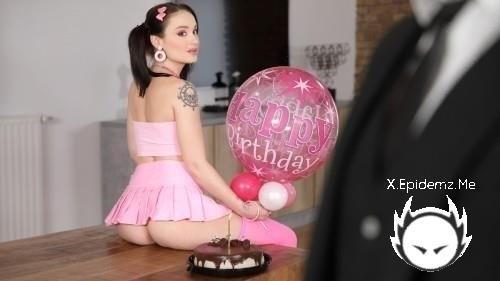 Alice Drake - Gift You Deserve (2024/OnlyTarts.com/SD)