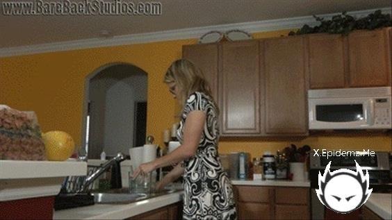 Cory Chase - Mom Has A Secret (2024/BareBackStudios.com/Clips4Sale.com/HD)