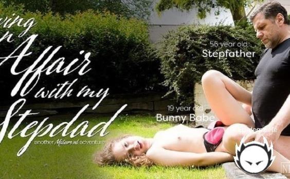 Bunny Babe - Bunny Babe Is A 19 Year Old Teen Who Has A Sexaffair With Her Sexdad And They Fuck All The Time (2025/Mature.com/FullHD)